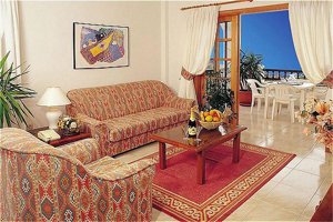 2 bedroom Apartment for rent in Playa de Las Americas