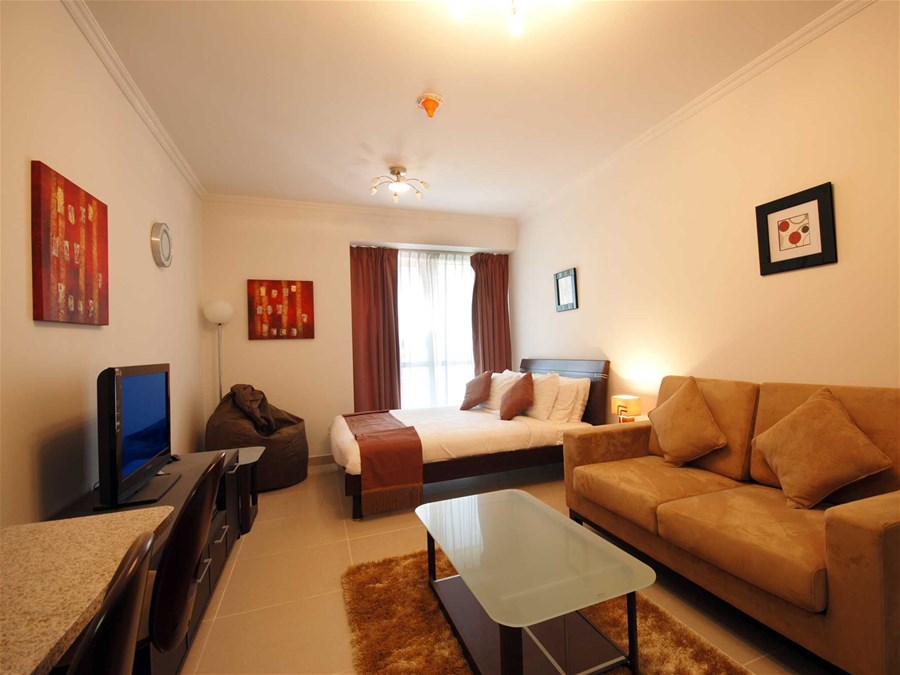 Studio Apartment In Jumeirah Lake Towers Alpha Holiday Lettings