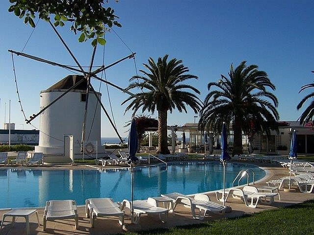 Apt B05 Windmill Hill Albufeira Alpha Holiday Apt B05 Windmill Hill A Stunning Apartment Based On Poolside Bar Magnificent Views
