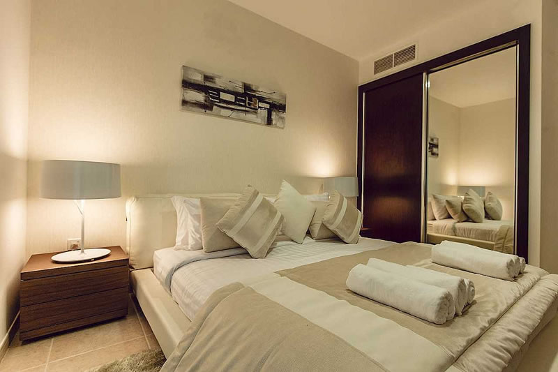 1 Bedroom Apartment In Dubai Marina Alpha Holiday Lettings